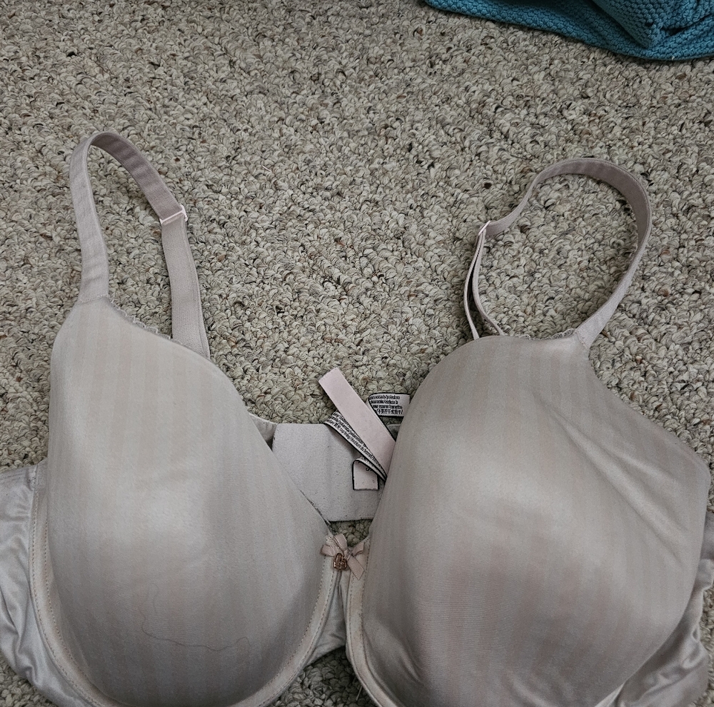 Victoria's Secret Underwired Striped Full coverage Bra